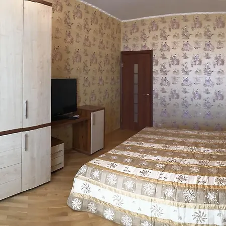 On 2-nd Izmailovskiy * Minsk